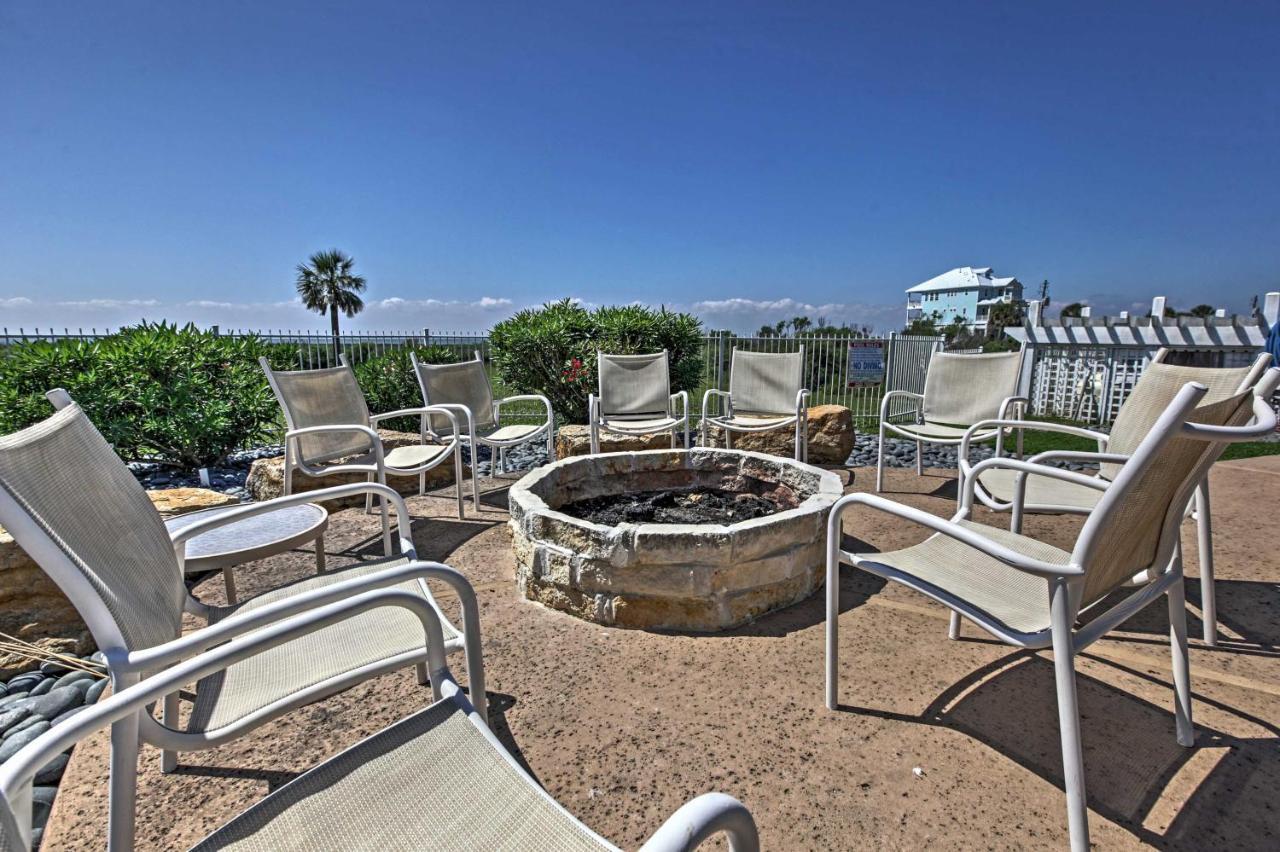 Pointe West Family Retreat Balcony And Ocean Views! Apartment Galveston Exterior photo